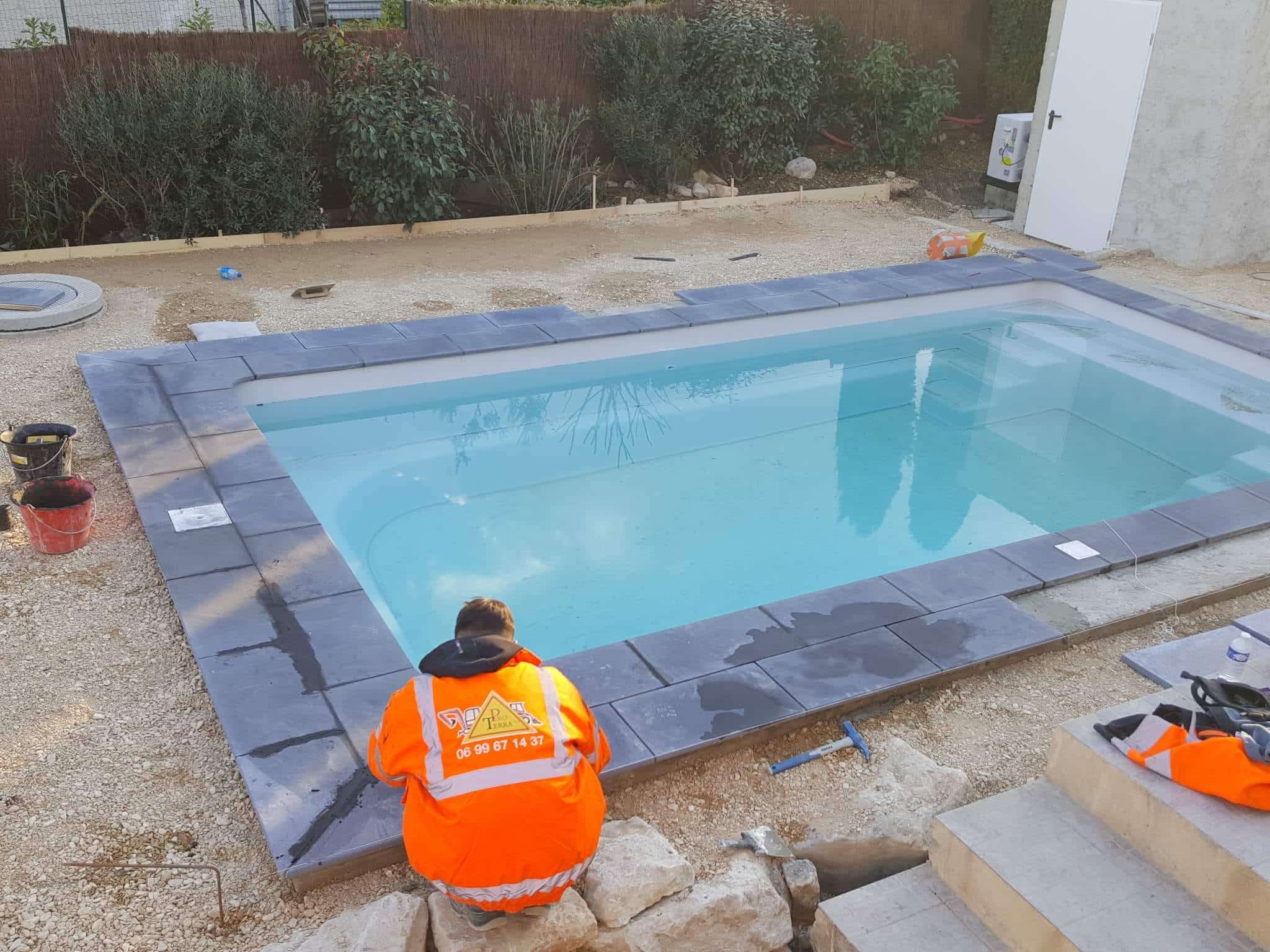 installation de piscine à Avignon pose piscine Cavaillon